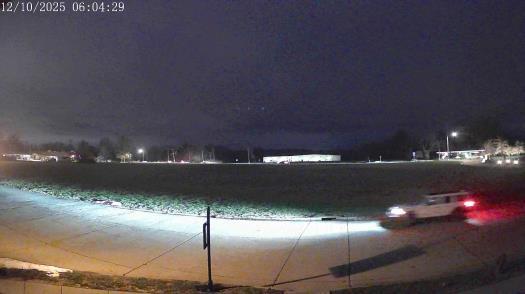 Weather camera view of The Oaks.