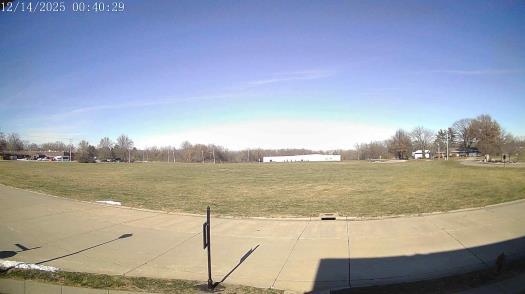 Weather camera view of The Oaks.