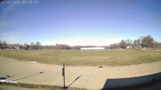 Weather camera view of The Oaks.
