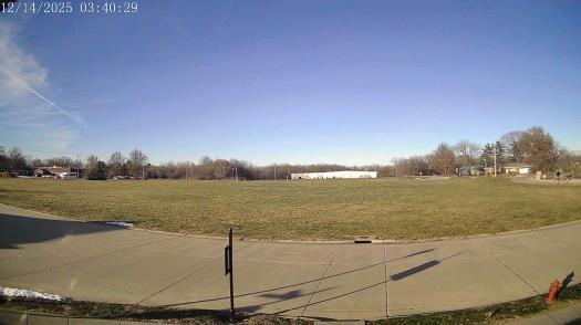 Weather camera view of The Oaks.