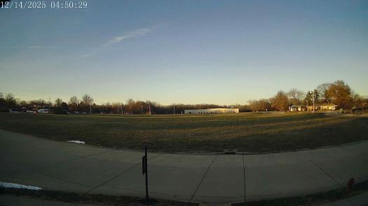 Weather camera view of The Oaks.