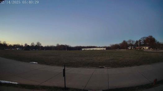 Weather camera view of The Oaks.