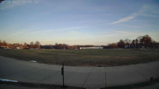 Weather camera view of The Oaks.