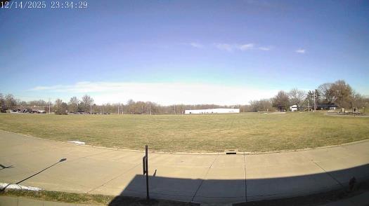 Weather camera view of The Oaks.