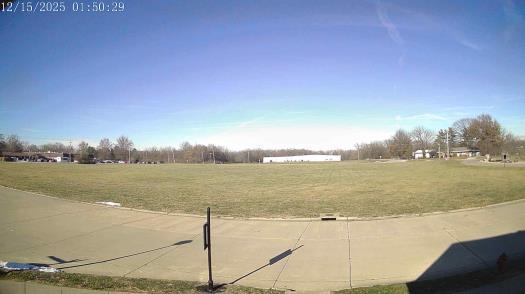 Weather camera view of The Oaks.