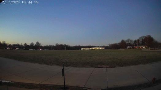 Weather camera view of The Oaks.