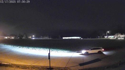 Weather camera view of The Oaks.