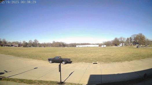 Weather camera view of The Oaks.