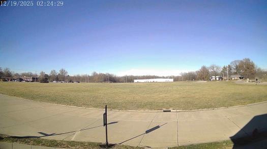 Weather camera view of The Oaks.