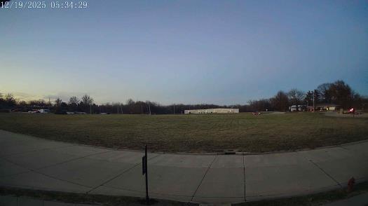 Weather camera view of The Oaks.