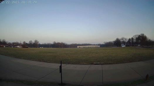 Weather camera view of The Oaks.