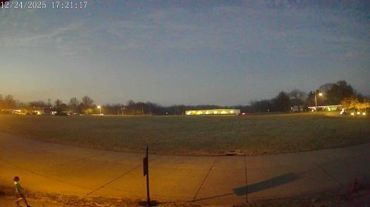 Weather camera view of The Oaks.