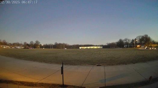 Weather camera view of The Oaks.