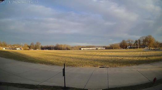 Weather camera view of The Oaks.