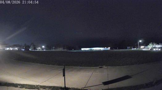 Weather camera view of The Oaks.