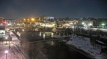 Weather camera view of City of Elgin.