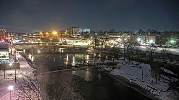 Weather camera view of City of Elgin.