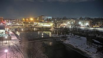 Weather camera view of City of Elgin.