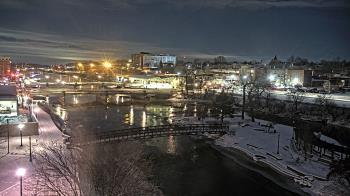 Weather camera view of City of Elgin.