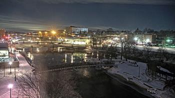 Weather camera view of City of Elgin.