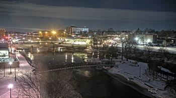 Weather camera view of City of Elgin.