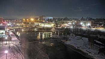 Weather camera view of City of Elgin.