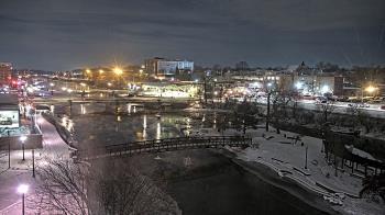 Weather camera view of City of Elgin.