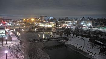 Weather camera view of City of Elgin.