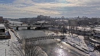 Weather camera view of City of Elgin.