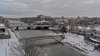 Weather camera view of City of Elgin.