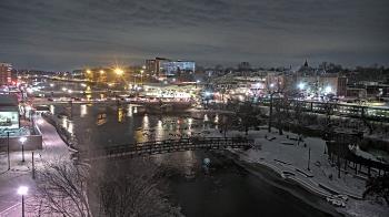 Weather camera view of City of Elgin.