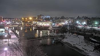 Weather camera view of City of Elgin.