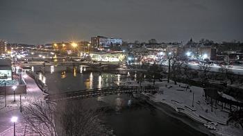 Weather camera view of City of Elgin.