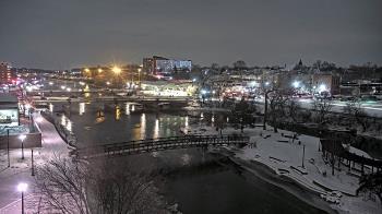 Weather camera view of City of Elgin.