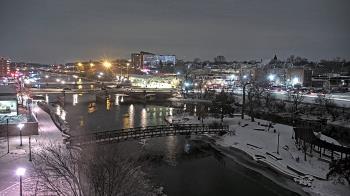 Weather camera view of City of Elgin.