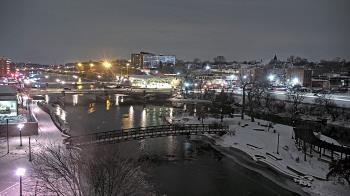 Weather camera view of City of Elgin.