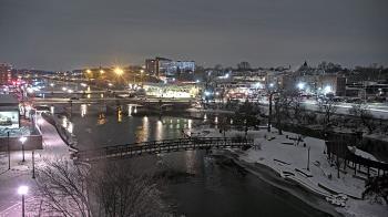 Weather camera view of City of Elgin.