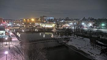 Weather camera view of City of Elgin.