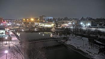 Weather camera view of City of Elgin.