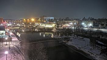 Weather camera view of City of Elgin.