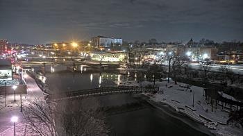 Weather camera view of City of Elgin.