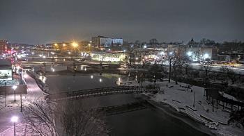 Weather camera view of City of Elgin.