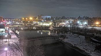 Weather camera view of City of Elgin.