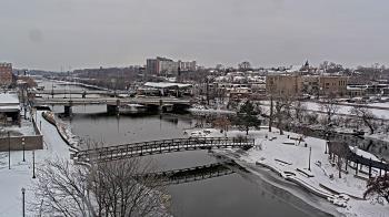 Weather camera view of City of Elgin.