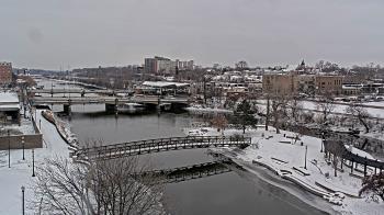 Weather camera view of City of Elgin.