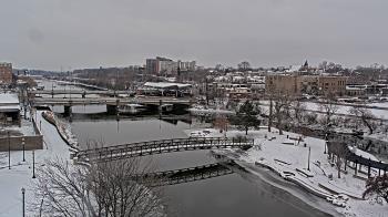 Weather camera view of City of Elgin.