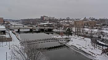 Weather camera view of City of Elgin.