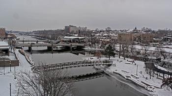 Weather camera view of City of Elgin.