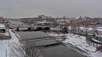 Weather camera view of City of Elgin.