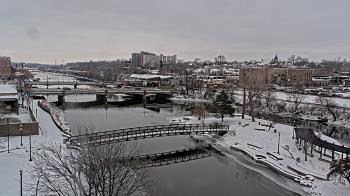 Weather camera view of City of Elgin.